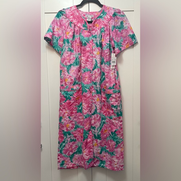 Elegant Emily Dresses & Skirts - Pink Floral Nightgown Pajama Dress Snap Front Sz SML NEW!